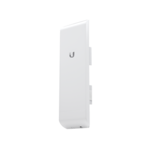 NanoStation airMAX M2 CPE, hasta 150 Mbps, frecuencia 2 GHz (2412-2462 MHz) con antena integrada de 11 dBi