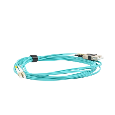 Jumper de Fibra Óptica Multimodo 50/125 XGLO OM3, LC-SC Duplex, OFNR, Color Aqua, 5 Metros - Image 2